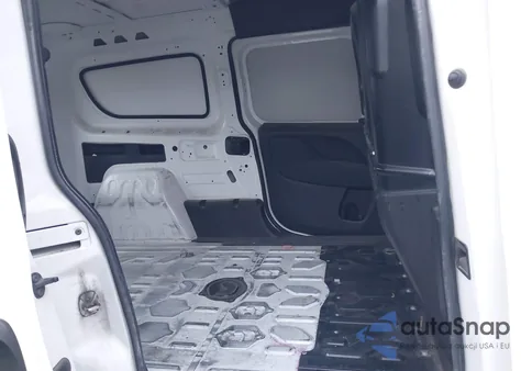 2019 Ram Promaster City Tradesman z USA, uszkodzony, nr VIN ZFBHRFAB7K6N51380